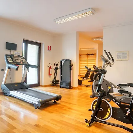 Apartman Citylife Prime - In Front Of The Shopping District With Big Terrace And Gym *