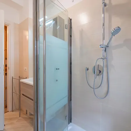 Homelovers Simple Quite Flat Sarpi Sempione Mm5 Gerusalemme Appartamento Milano