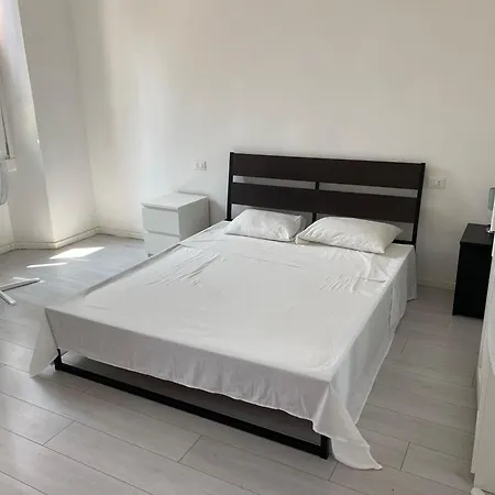 Duomo-garibaldi Apartamento