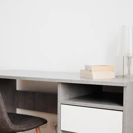 The Light Station District Apartman Milánó