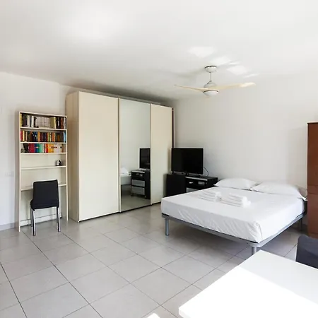 Youhosty - San Raffaele Comfort Flat דירה מילאנו