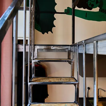 Hostal Madama Hostel&bistrot *