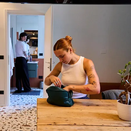 Madama & Bistrot Hostel *