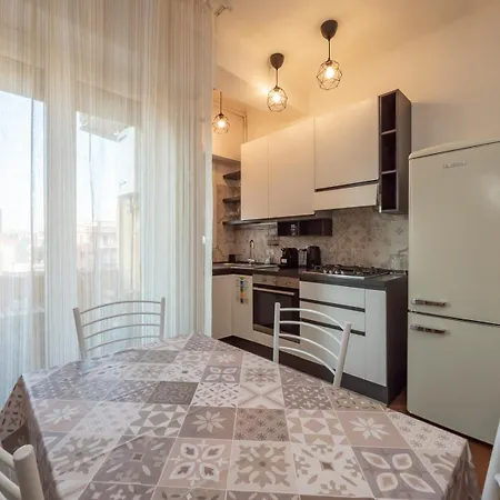 Apartmán I-host Cozy - Sebino Milán