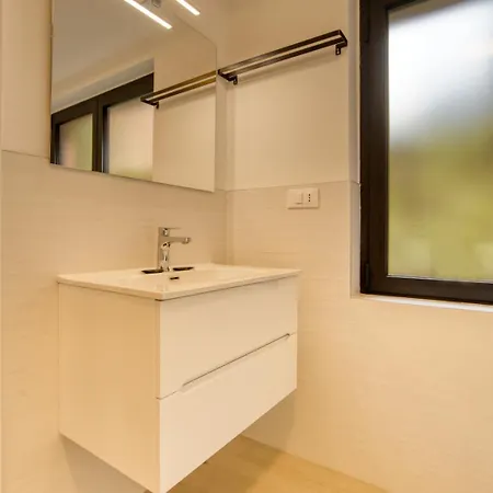 Apartman Hostmate - - Suzzani - Bicocca Milánó