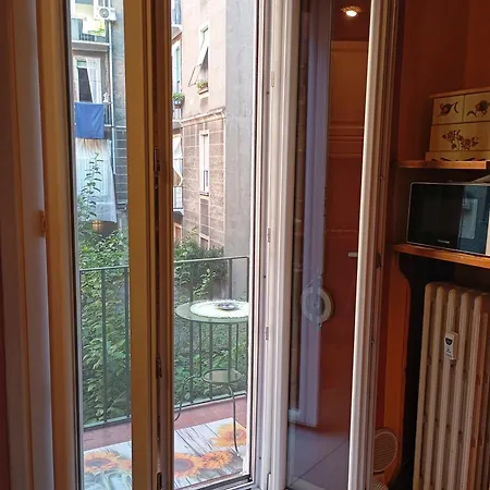 Apartamento Flores Home, Boho Chic Style & Urban Comfort Navigli, Bocconi, Centro Milão