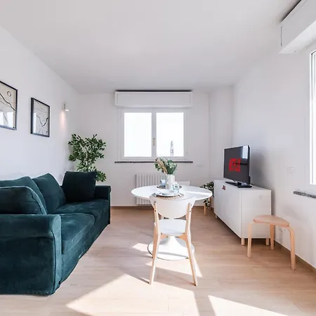Apartamento 7 Piano Panoramico Nel Cuore Dei Navigli Milão