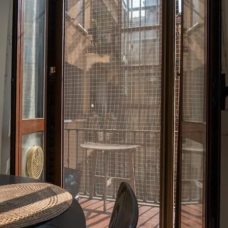 Navigli-centro Modern Flat Balcony Check-in H24 מילאנו