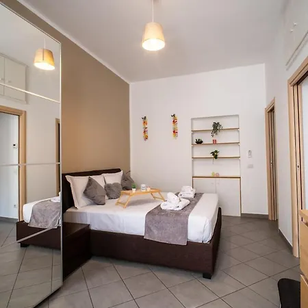 דירה Navigli-centro Modern Flat Balcony Check-in H24 *