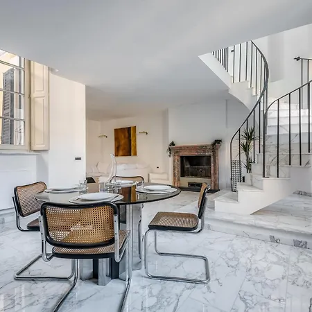 Appartement Duomo3'-skylight-idropool-private-cinema-freepark *