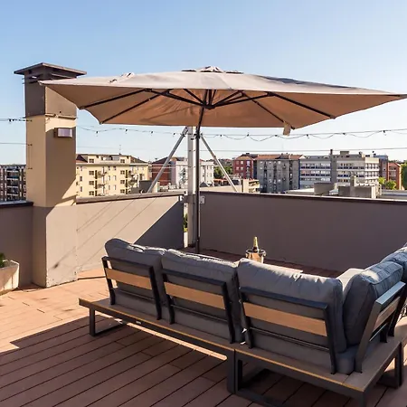 Navigli Panoramica Terrazzo Free Parking Ac Wifi * Milaan