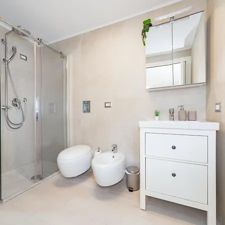 Navigli Panoramica Terrazzo Free Parking Ac Wifi Appartement Milaan