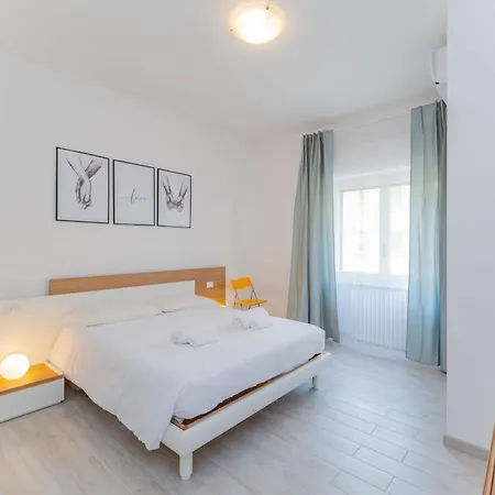 Daire Casa Raffaella Comfort Smart Working M3 Bus Self-check-in Milano