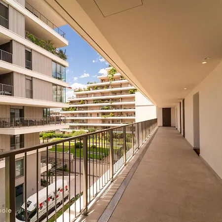 Adamello Terrace Mediolan