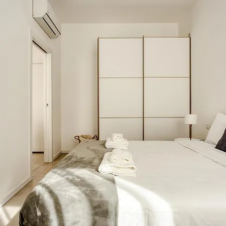 Apartamento Just Urban - Modern 1-br Navigli - Metro M2 *