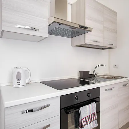 Just Urban Stays - Bilocale Moderno Navigli - Metro M2 *