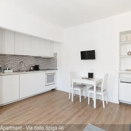 Vendégház Brera In Via Della Spiga Milánó