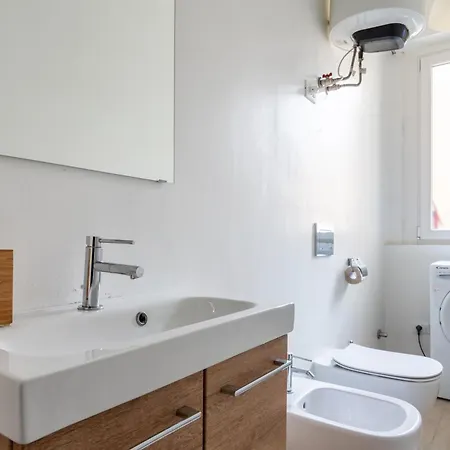 Trilocale In Stile Milanese In Solari Apartment