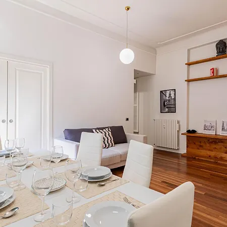 A 5 Stelle Con Idromassaggio Con 2 Da Letto Milano