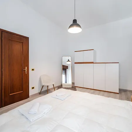 Boho Chic Retreat In Porta Romana מילאנו