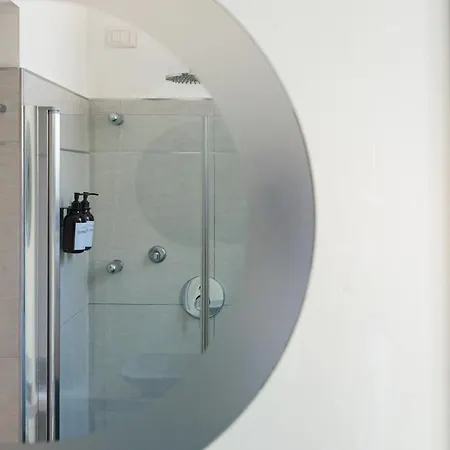 شقة Urban House - Loft Navigli Restyled! *