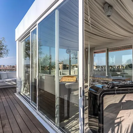 Skyjungle, Luxury Penthouse Private Pool And