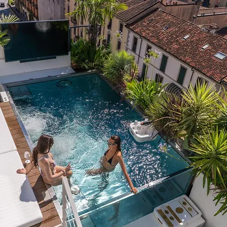 Skyjungle, Luxury Penthouse Private Pool And * Milán
