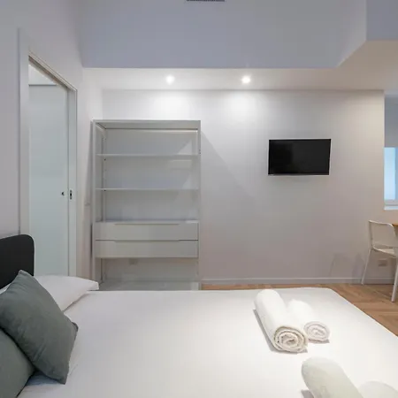 I-host - Val Strona 6 Mono Milano