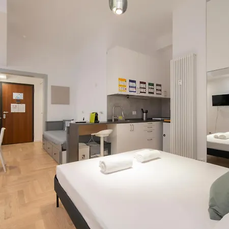 I-host - Val Strona 6 Mono * Milano