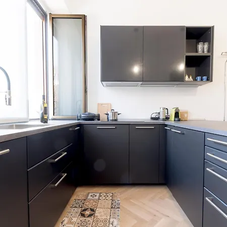 I-host - Daverio 6 Apartament Mediolan