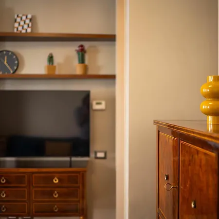 Homing - Ticinese 5 Милан