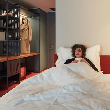 21 House Of Stories Navigli Szálloda 4*