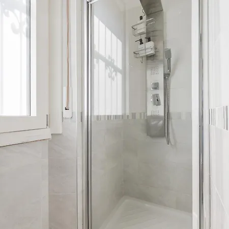 Modern&elegant Double Flat - 15 Min Duomo Apartment Milan