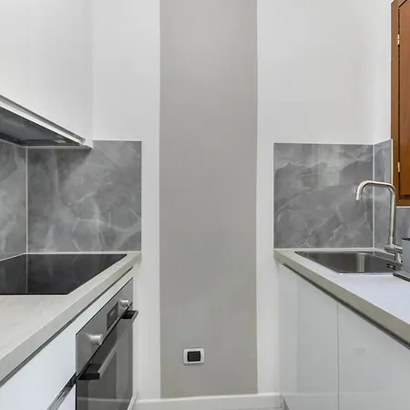 White - Duomo - 6 Posti *