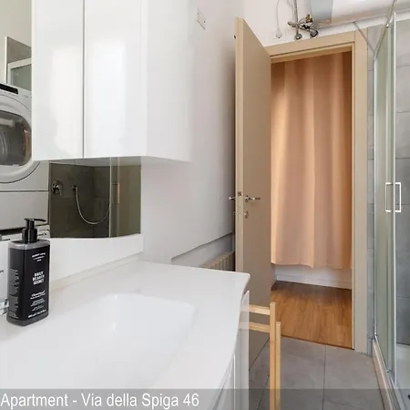 Brera In Via Della Spiga Milánó