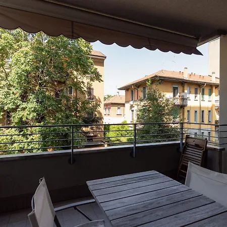 Guesthost - Stylish Viale Toscana شقة