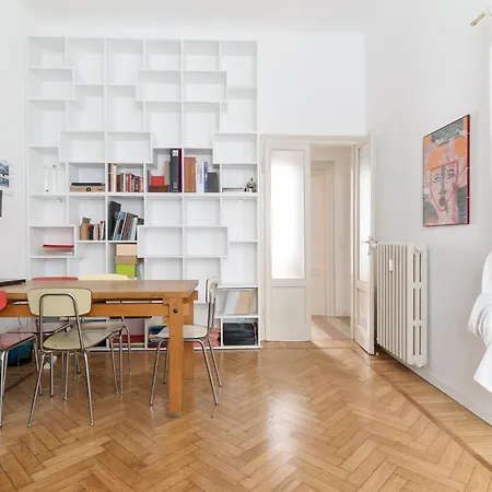 Apartment Guesthost - Ghisolfa Bright Milan