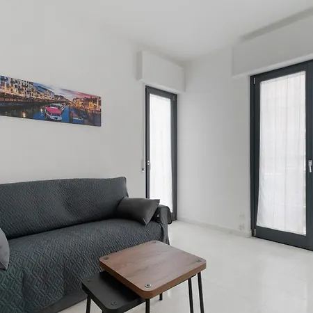 Guesthost - Cimiano M2 Cosy