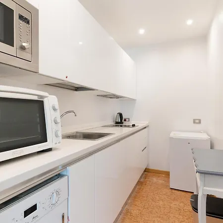 Guesthost - Cosy Missori M3 Apartman *