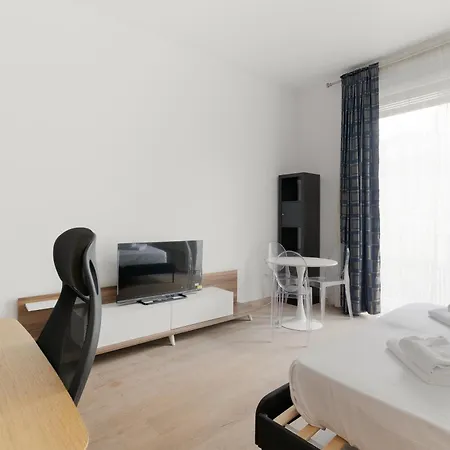 Guesthost - Cosy Missori M3