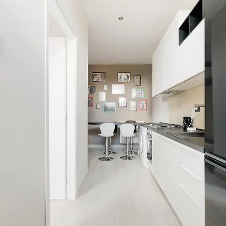 Guest Host - Parco Trotter Cosy * 米兰