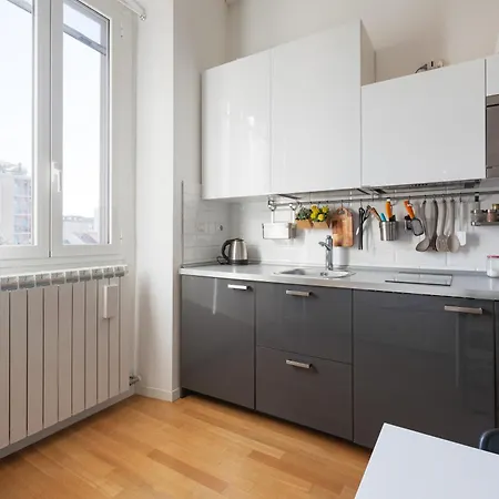 Apartmán Guesthost - Mm Tolstoj - Milán