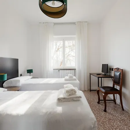 Guesthost - Comfy Family In Апартаменты