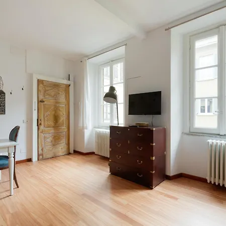 Apartman Guesthost - Sant'ambrogio & Duomo Elegant *
