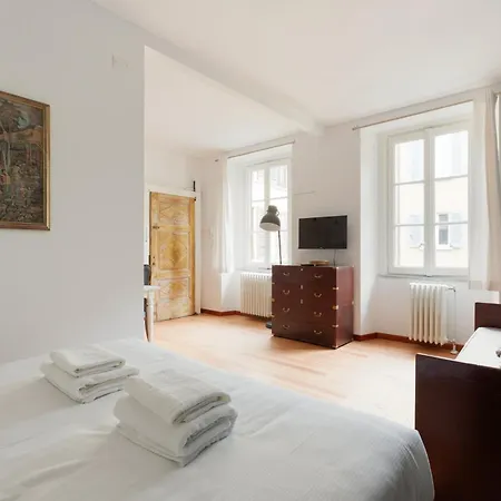 Apartman Guesthost - Sant'ambrogio & Duomo Elegant Milánó