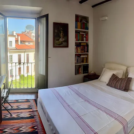 Cozy One Bedroom In Milano, Brera ميلان