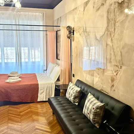 Lägenhet Flat In Duomo Milano