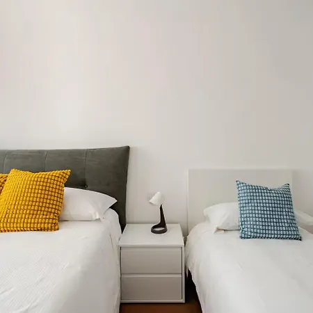 3 Min Da Stazione Garibaldi E Corso Terrazzo Milán