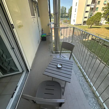 Airb&b Family Milano-cortina * Milan