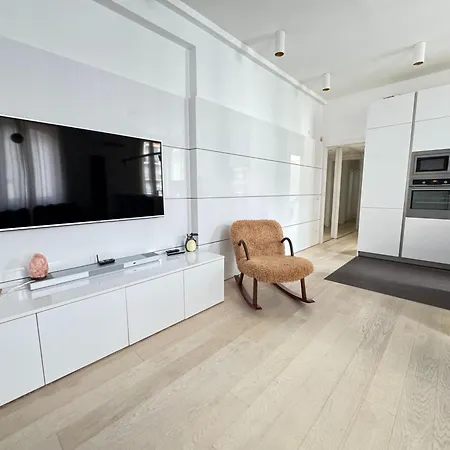 Apartament Sant'agostino Large & Elegant Apartment, Mediolan